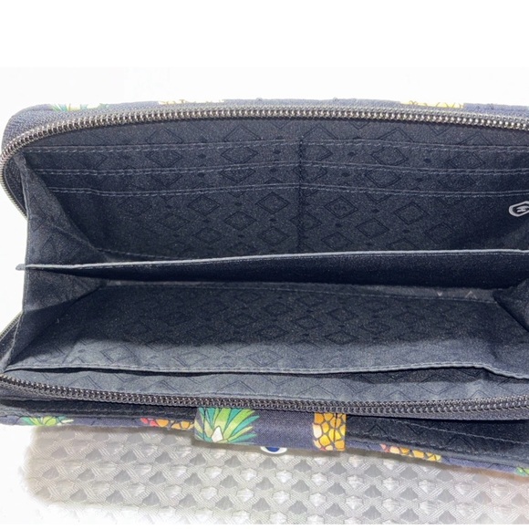 Vera Bradley Turnlock Wallet Pineapple Toucan Party - Picture 4 of 9